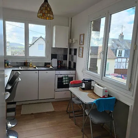Pretty Cocoon With Breathtaking Views Of * Trouville-sur-Mer